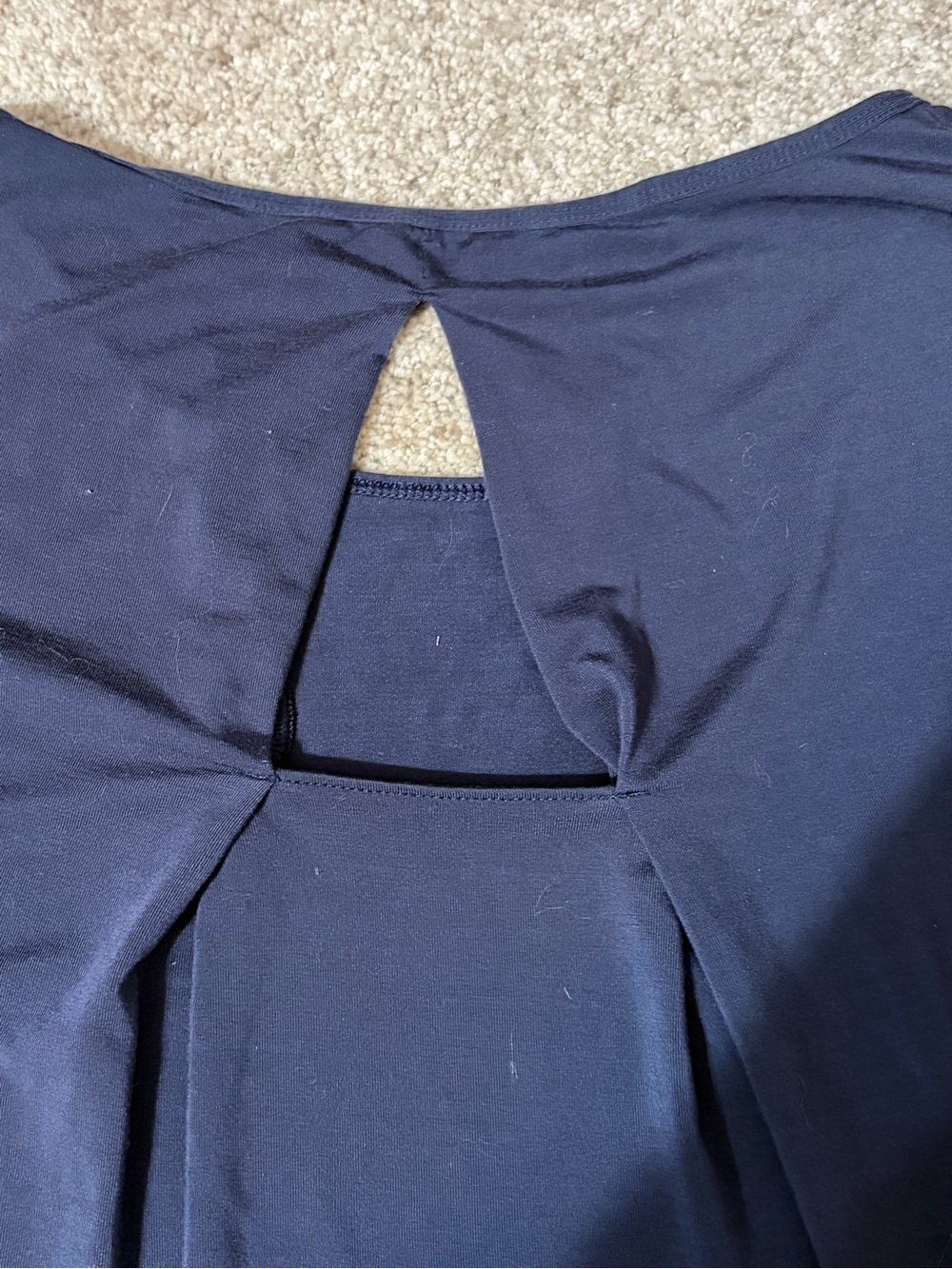 On Running Navy Short Sleeve Women's Performance Tee - Picture 8 of 10